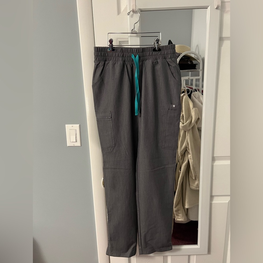 Figs Women’s Yola High Waisted Pant Size S, Graphite